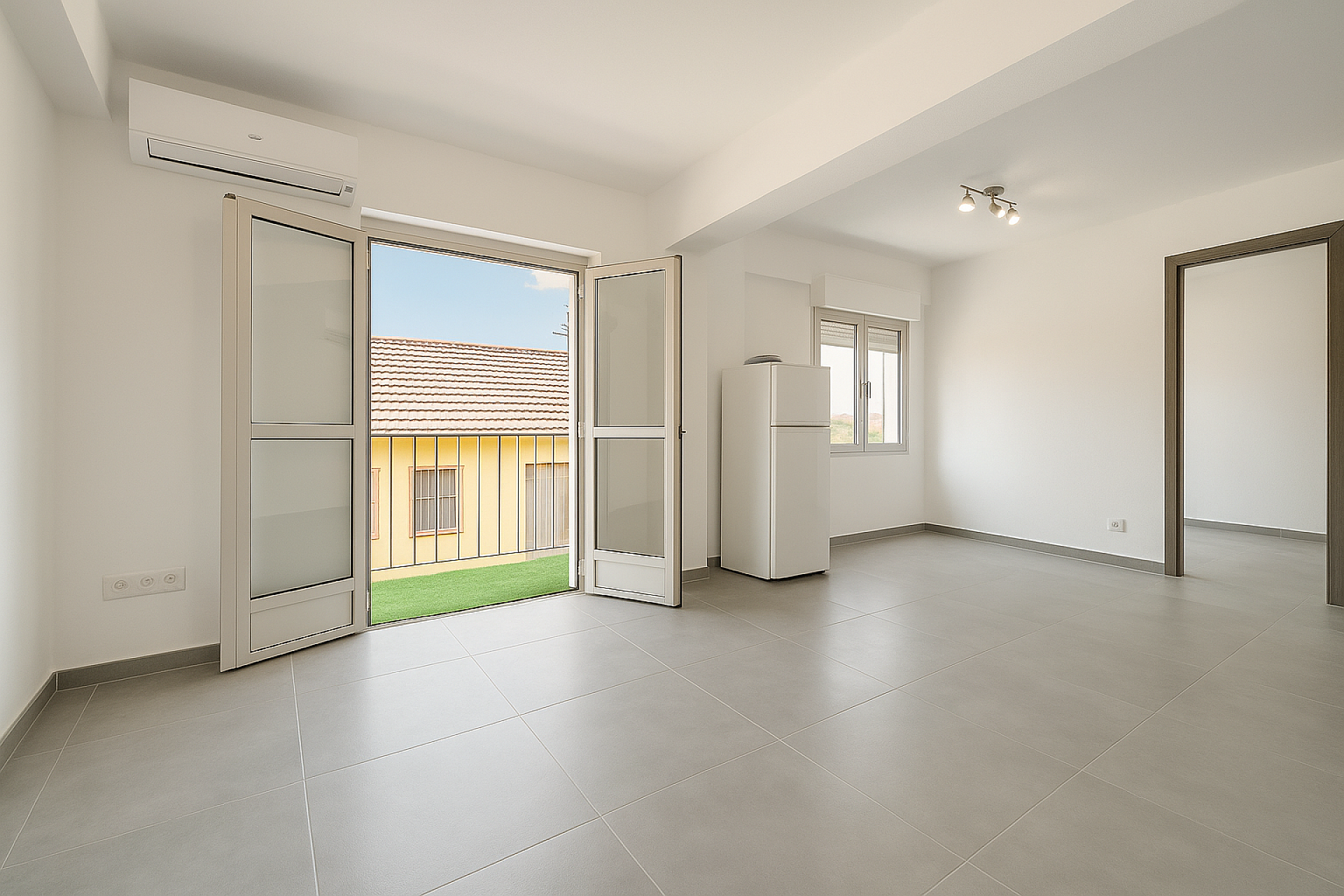 Modern Lägenhet Endast 100 m från Stranden i Pilar de la Horadada - Lotus Properties