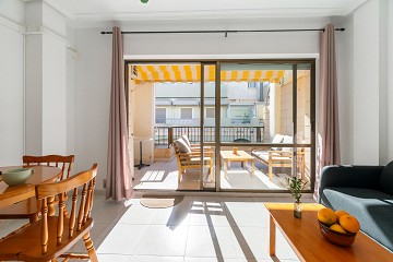 Mysig takvåning i söderläge endast 160 m till Playa del Cura stranden! - Lotus Properties