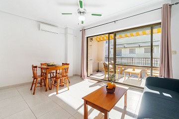 Mysig takvåning i söderläge endast 160 m till Playa del Cura stranden! - Lotus Properties