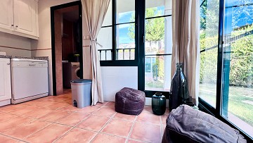 Adosado de esquina de lujo en Golf Bahía – Cerca de Benidorm, playas, golf y parques temáticos - Lotus Properties