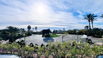 Adosado de esquina de lujo en Golf Bahía – Cerca de Benidorm, playas, golf y parques temáticos - Lotus Properties