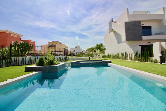 Ground floors with 3 bedrooms - Los Balcones - Lotus Properties