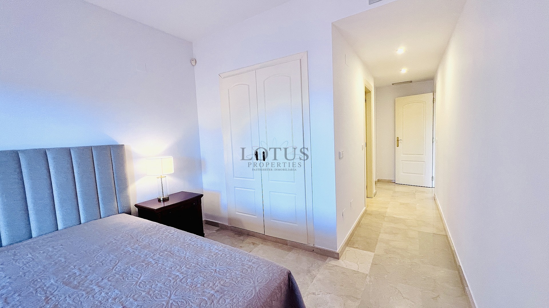 Vivienda Exclusiva junto al Golf de Villamartín – Hogar Moderno en Ubicación Privilegiada cerca de La Zenia Boulevard - Lotus Properties