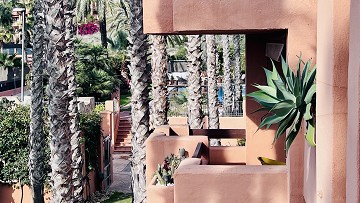 Vivienda Exclusiva junto al Golf de Villamartín – Hogar Moderno en Ubicación Privilegiada cerca de La Zenia Boulevard - Lotus Properties