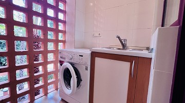 Vivienda Exclusiva junto al Golf de Villamartín – Hogar Moderno en Ubicación Privilegiada cerca de La Zenia Boulevard - Lotus Properties