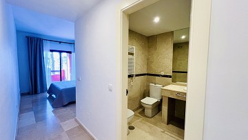 Vivienda Exclusiva junto al Golf de Villamartín – Hogar Moderno en Ubicación Privilegiada cerca de La Zenia Boulevard - Lotus Properties