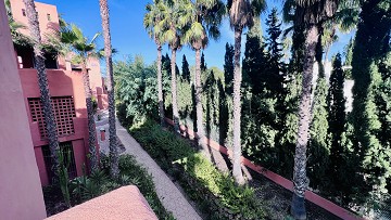 Vivienda Exclusiva junto al Golf de Villamartín – Hogar Moderno en Ubicación Privilegiada cerca de La Zenia Boulevard - Lotus Properties