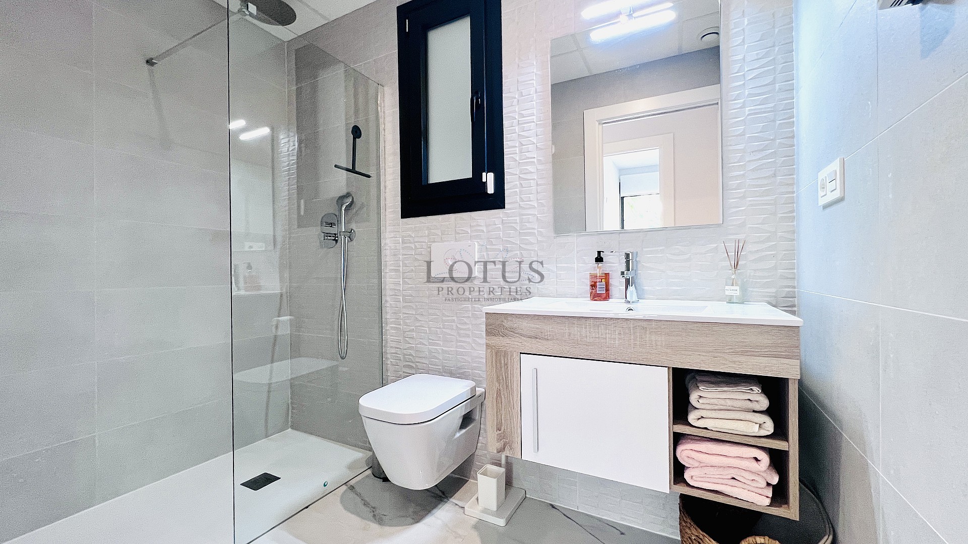 Modern Luxury Apartment in Amanecer IX – A Mediterranean Lifestyle of Comfort, Elegance, and Exclusive Living. - Lotus Properties