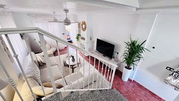 Mediterrane droom in Villamartin – Hoekwoning met drie slaapkamers, zwembad en tuin - Lotus Properties