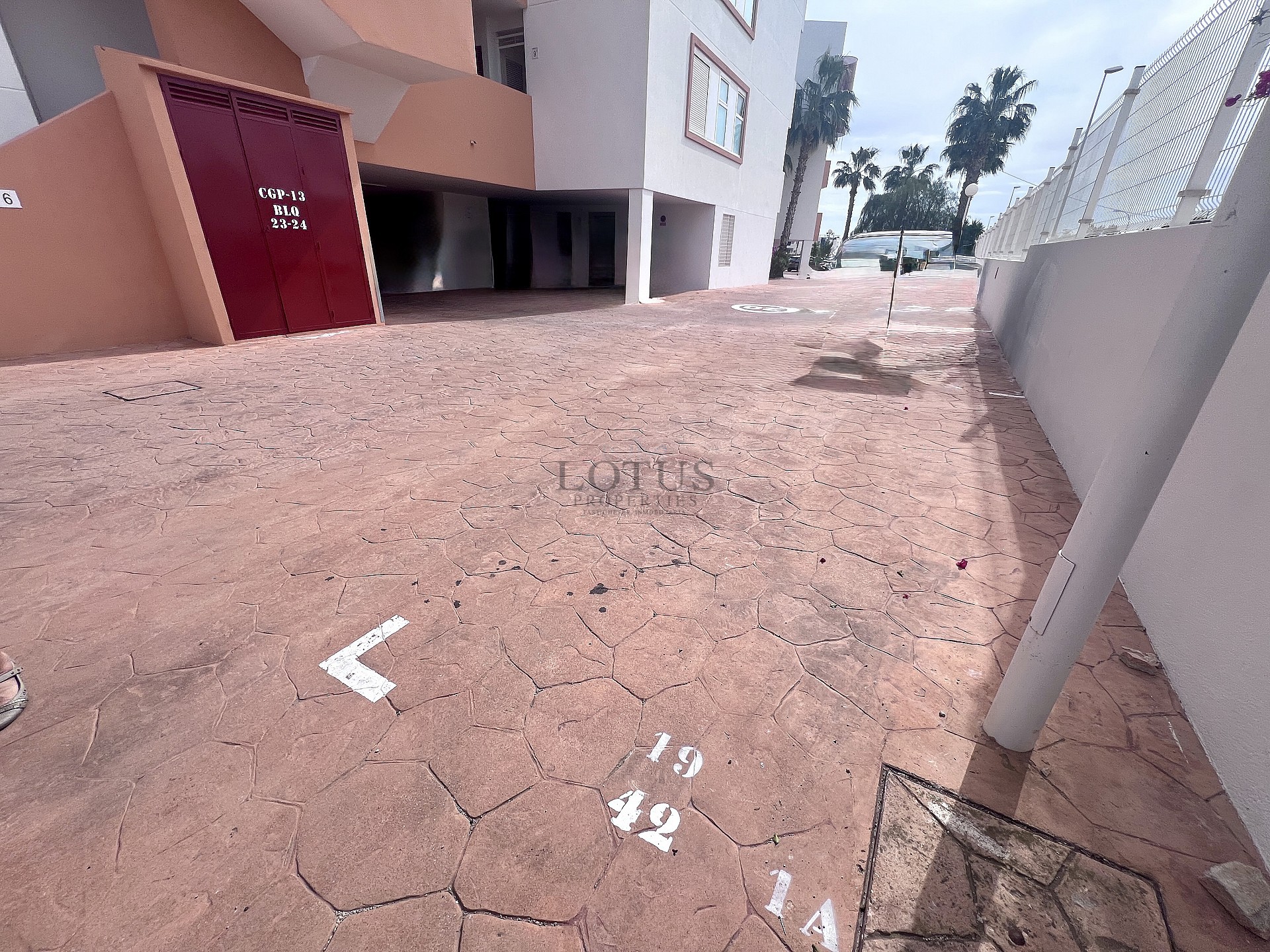 Fantastische kans op minder dan 1 km van de Middellandse Zee! - Lotus Properties