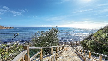 АПАРТАМЕНТЫ С 2 СПАЛЬНЯМИ РЯДОМ С ПЛЯЖЕМ ЛА МАТА - Lotus Properties