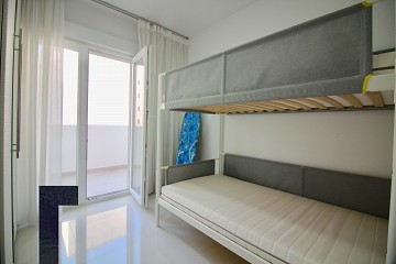 Renoverad med 3 sov 100 m till Playa Del Cura - Lotus Properties