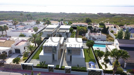 New detached villas in Torreta Florida .- Torrevieja - Lotus Properties